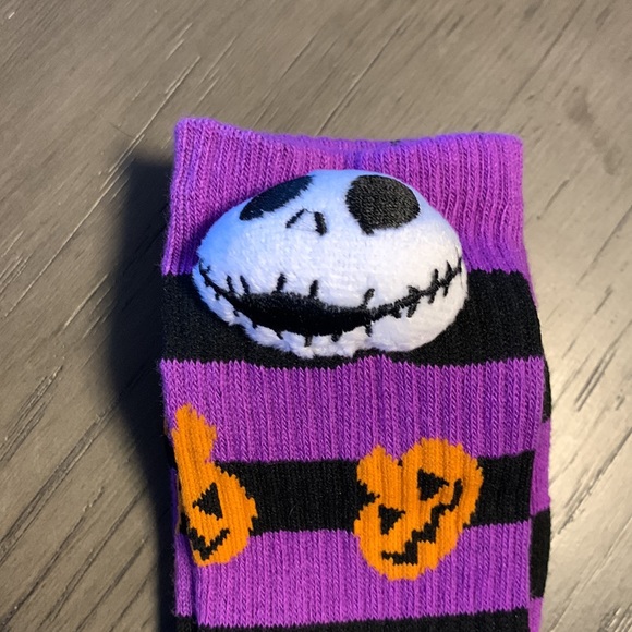 Disney Nightmare Before Christmas crew socks - size 9-11 - Picture 5 of 5